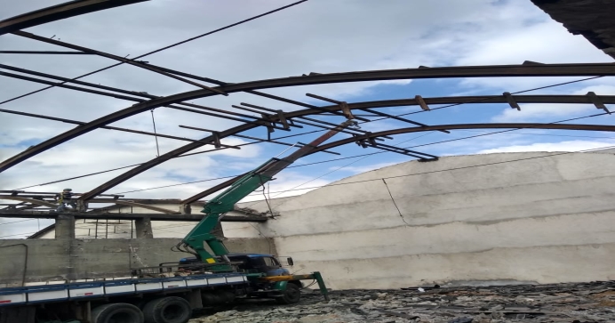 Construção de Cobertura Metálica