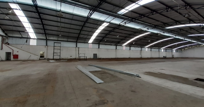 Construção de Cobertura Metálica