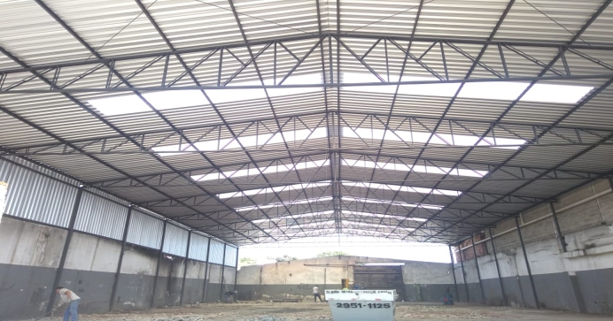 Construção de Cobertura Metálica