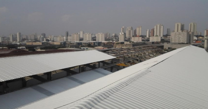 Construção de Cobertura Metálica