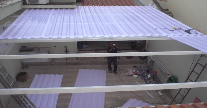 Reforma de Telhado e Cobertura Transparente